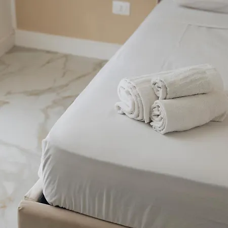 Diana - Luxury - Centro Apartment *
