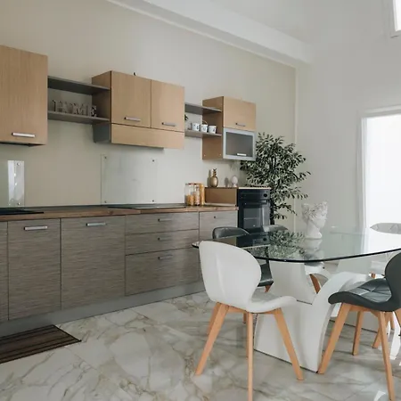 Diana - Luxury - Centro Apartment